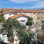 Charming In The Heart Of Сен-Тропе